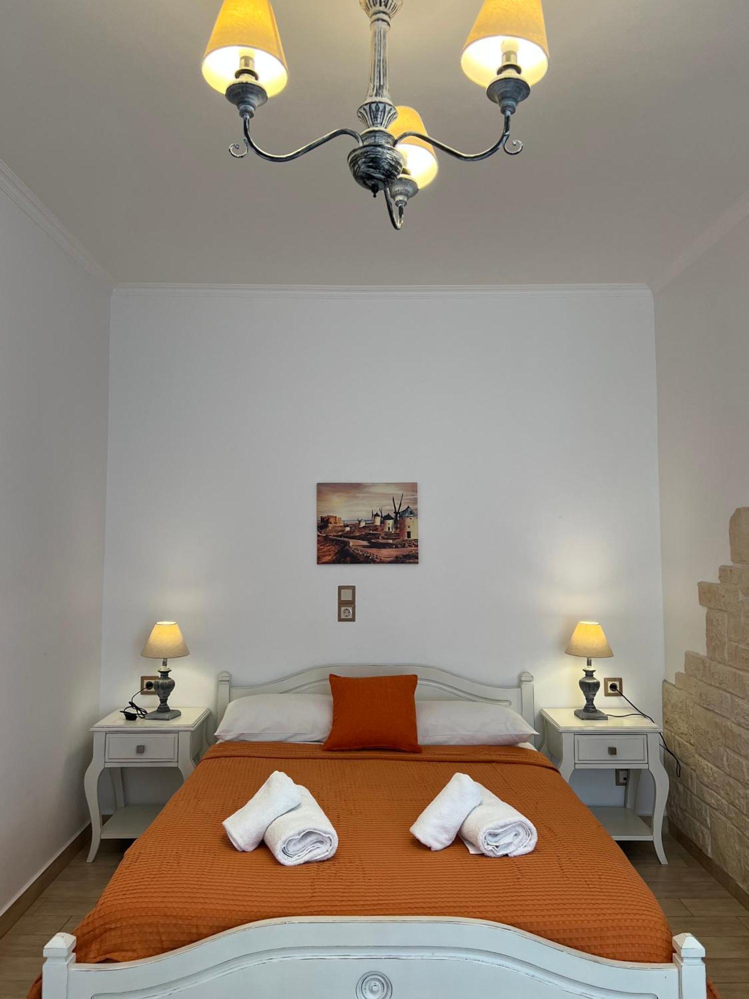 Katerina Apartments & Studios Nausa Pokoj fotografie
